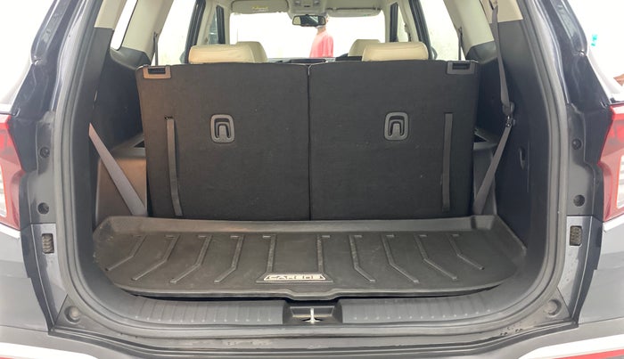 2023 KIA CARENS LUXURY 1.5 TURBO PETROL IMT 7 STR, Petrol, Manual, 29,644 km, Boot Inside