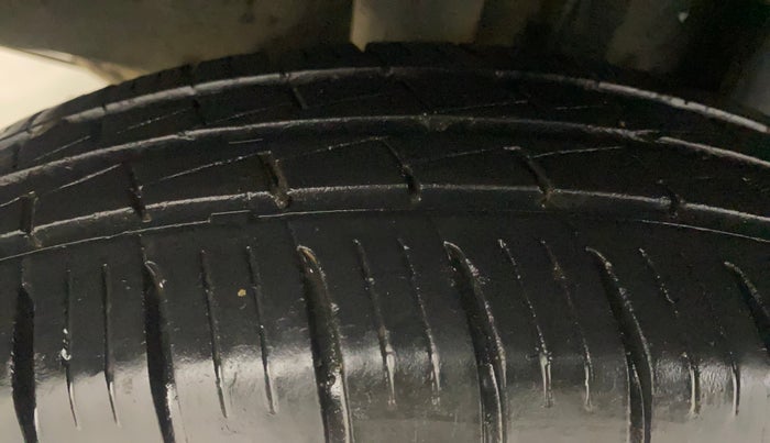 2020 Renault TRIBER RXL MT, Petrol, Manual, 22,510 km, Right Rear Tyre Tread