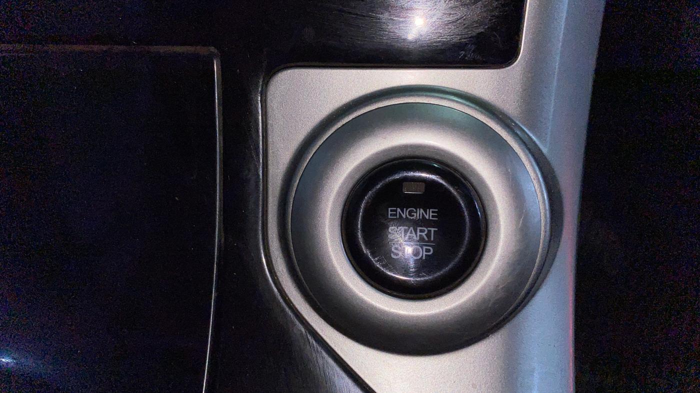 2019 Mahindra XUV500 W9, Diesel, Manual, 77,303 km, Keyless Start/ Stop Button