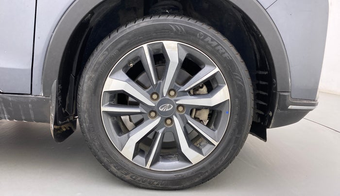 2021 Mahindra XUV300 W8 (O) 1.5 DIESEL, Diesel, Manual, 57,025 km, Right Front Wheel