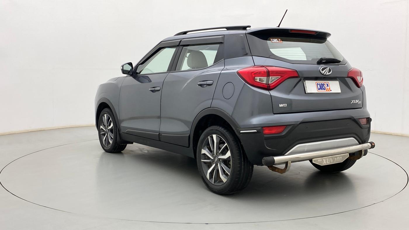 2021 Mahindra XUV300 W8 (O) 1.5 DIESEL, Diesel, Manual, 57,025 km, Left Back Diagonal