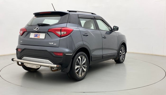 2021 Mahindra XUV300 W8 (O) 1.5 DIESEL, Diesel, Manual, 57,025 km, Right Back Diagonal