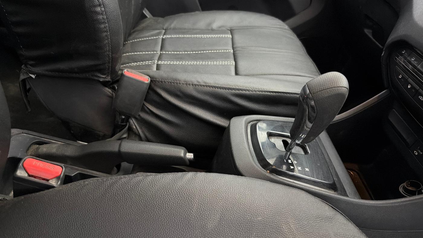 2023 Tata PUNCH ADVENTURE AMT, Petrol, Automatic, 90,128 km, Gear Lever