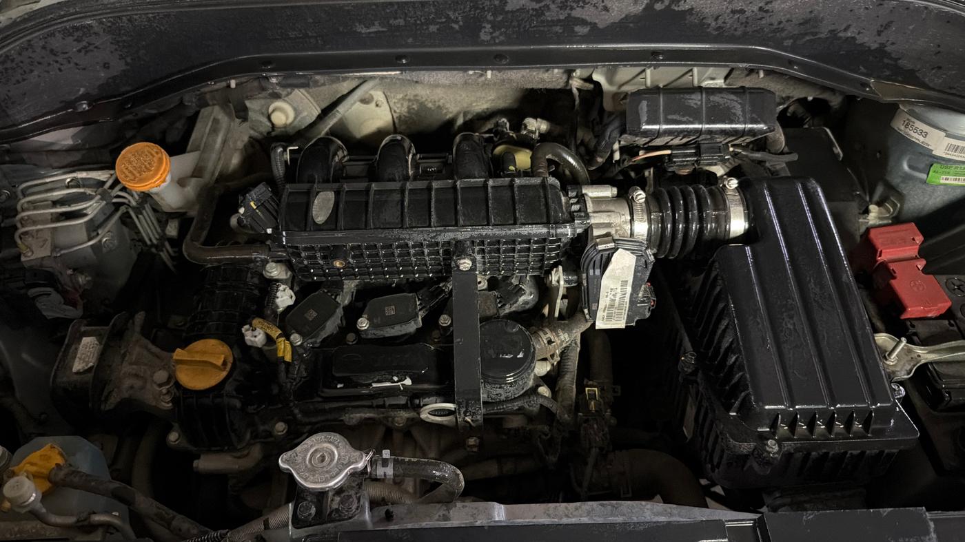 2023 Tata PUNCH ADVENTURE AMT, Petrol, Automatic, 90,128 km, Engine View