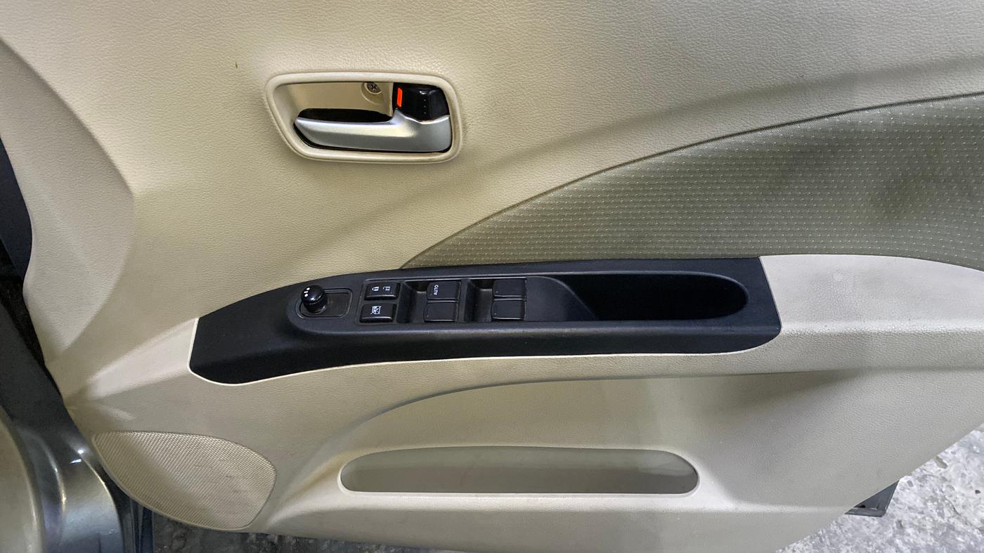 2020 Maruti Celerio ZXI AMT, Petrol, Automatic, 53,733 km, Driver Side Door Panels Control