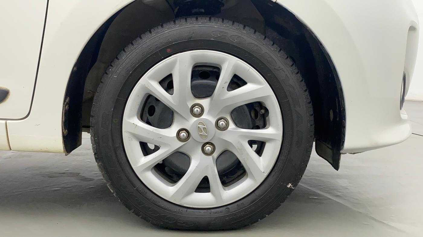2017 Hyundai Grand i10 SPORTZ 1.2 KAPPA VTVT, Petrol, Manual, 58,290 km, Right Front Wheel