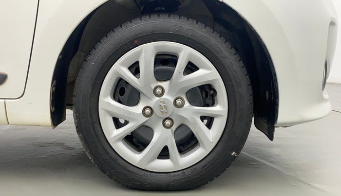 2017 Hyundai Grand i10 SPORTZ 1.2 KAPPA VTVT, Petrol, Manual, 58,290 km, Right Front Wheel