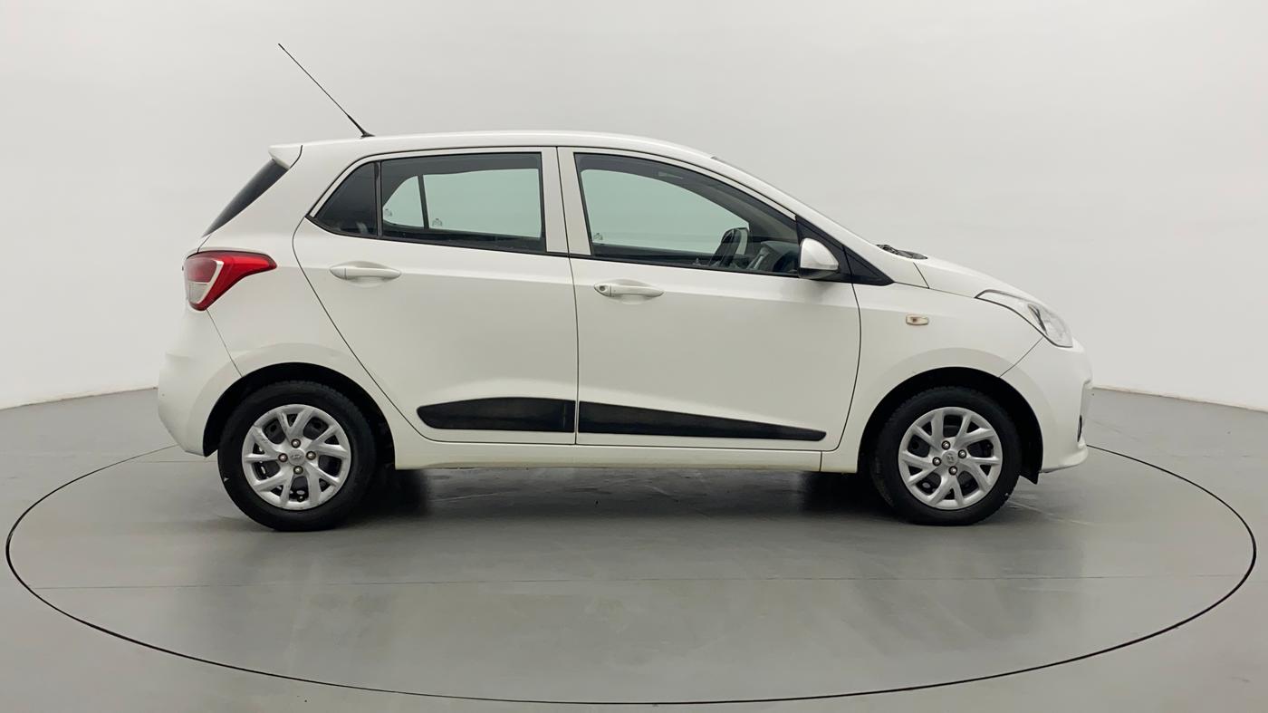 2017 Hyundai Grand i10 SPORTZ 1.2 KAPPA VTVT, Petrol, Manual, 58,290 km, Right Side View