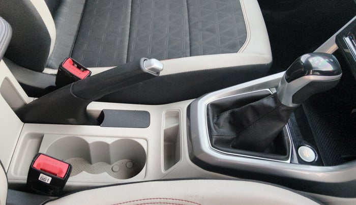 2021 Volkswagen TAIGUN GT PLUS 1.5 TSI DSG, Petrol, Automatic, 69,530 km, Gear Lever