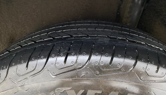 2016 Ford Ecosport TITANIUM 1.5L PETROL AT, Petrol, Automatic, 62,867 km, Left Rear Tyre Tread