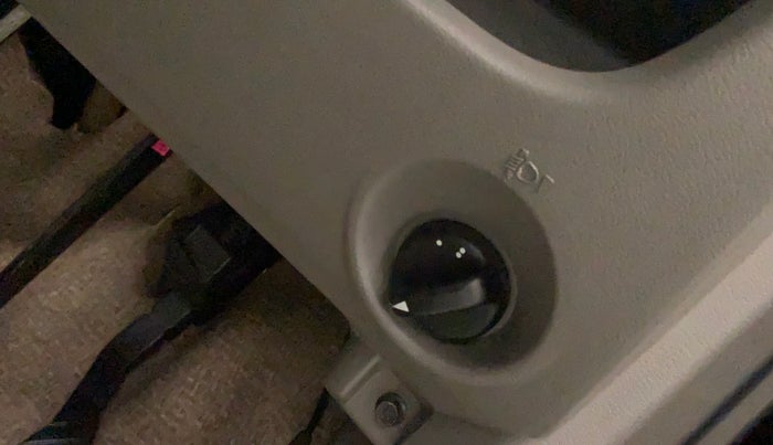 2016 Datsun Redi Go T, Petrol, Manual, 10,724 km, Dashboard - Headlight height adjustment not working