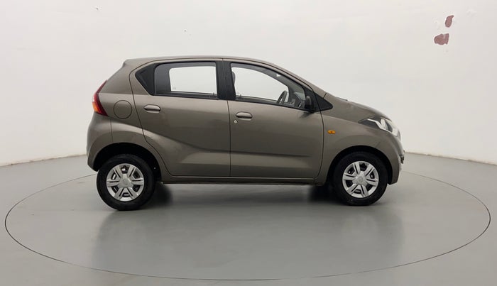 2016 Datsun Redi Go T, Petrol, Manual, 10,724 km, Right Side