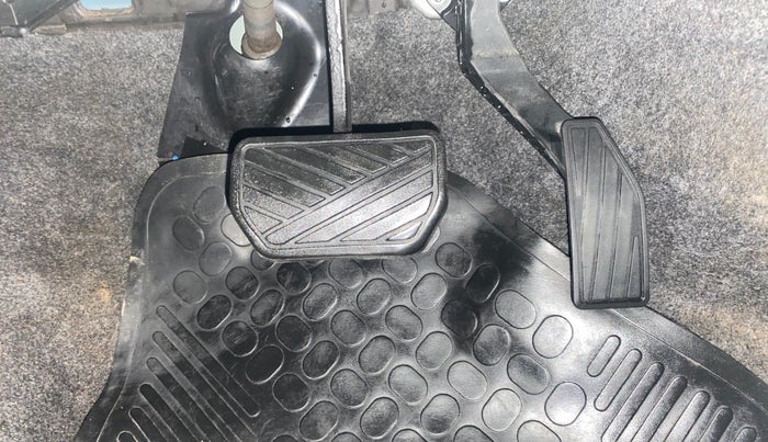 2015 Maruti Alto K10 VXI AMT, Petrol, Automatic, 39,682 km, Pedals