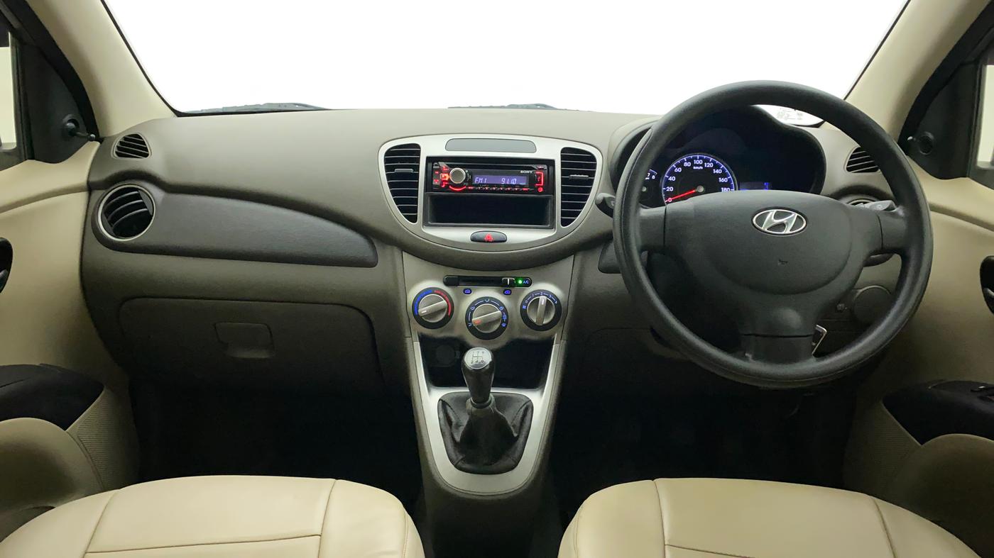 2014 Hyundai i10 MAGNA 1.1, Petrol, Manual, 38,056 km, Dashboard