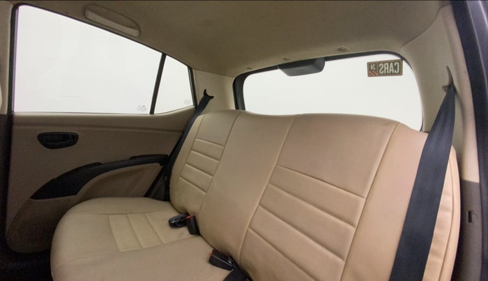 2014 Hyundai i10 MAGNA 1.1, Petrol, Manual, 38,056 km, Right Side Rear Door Cabin