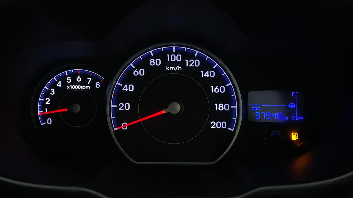 2014 Hyundai i10 MAGNA 1.1, Petrol, Manual, 38,056 km, Odometer Image