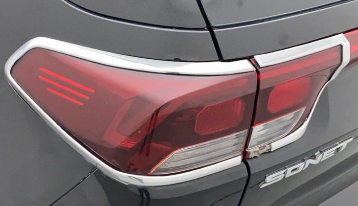 2021 KIA SONET HTK PLUS 1.0 DCT, Petrol, Automatic, 53,366 km, Left tail light - Chrome has minor damage