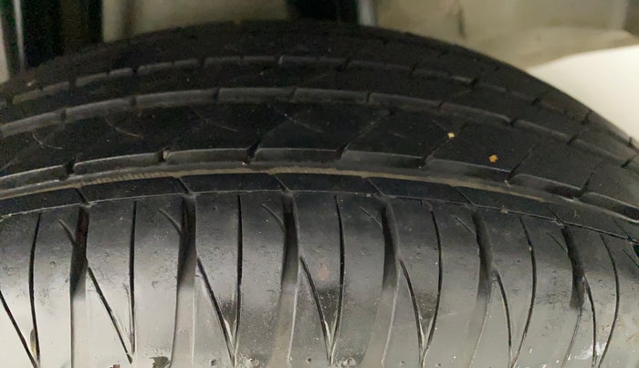 2015 Honda City 1.5L I-VTEC E MT, Petrol, Manual, 72,114 km, Left Rear Tyre Tread