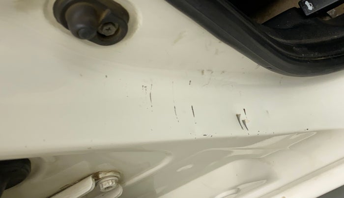 2015 Honda City 1.5L I-VTEC E MT, Petrol, Manual, 72,114 km, Right B pillar - Minor scratches