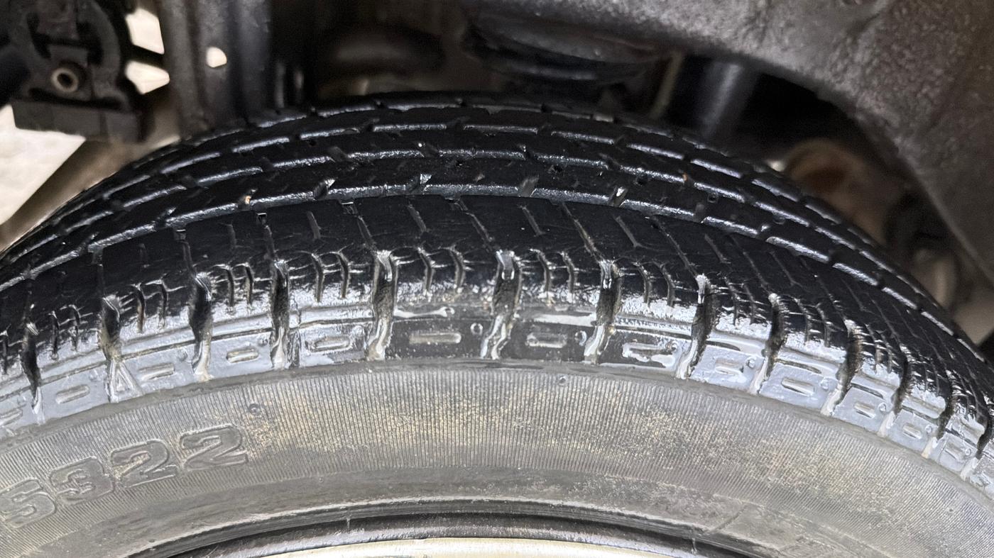 2015 Maruti Alto K10 VXI, Petrol, Manual, 28,086 km, Right Rear Tyre Tread