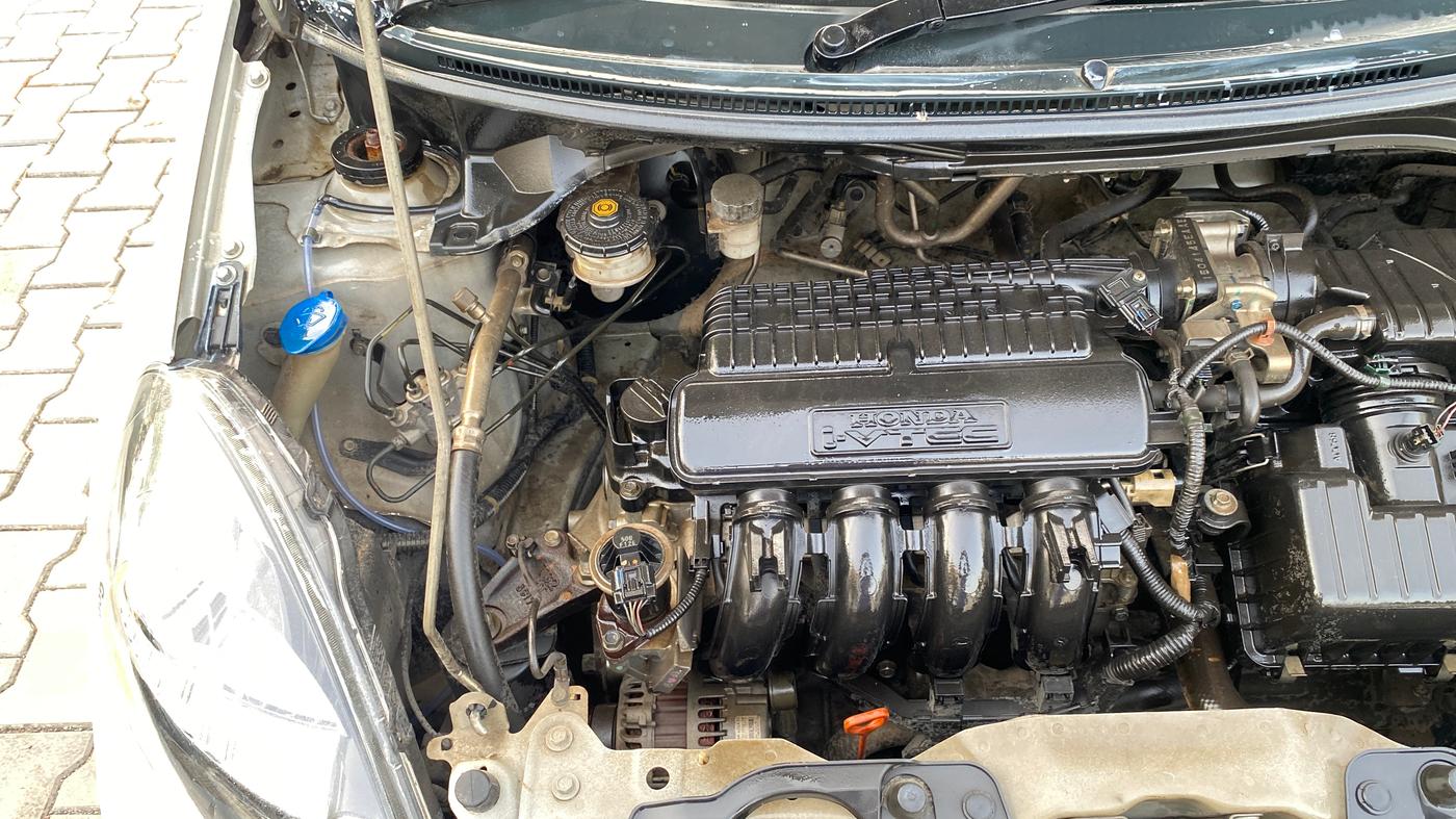 2015 Honda Mobilio 1.5L I-VTEC S, Petrol, Manual, 88,773 km, Engine View - Right