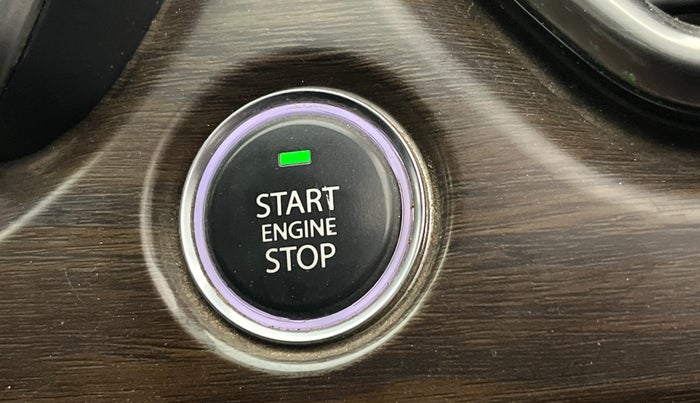 2019 Tata Harrier XT 2.0L KRYOTEC, Diesel, Manual, 64,984 km, Keyless Start/ Stop Button