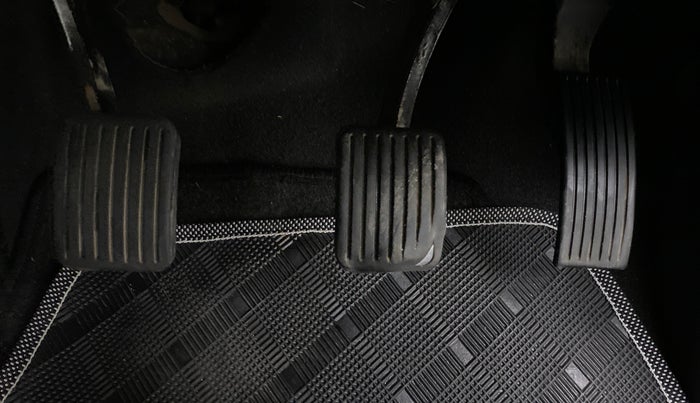 2014 Hyundai Xcent SX 1.2 OPT, Petrol, Manual, 72,594 km, Pedals