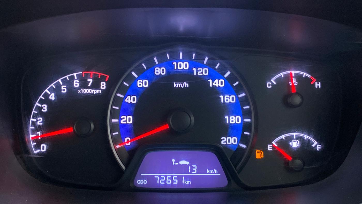 2014 Hyundai Xcent SX 1.2 OPT, Petrol, Manual, 72,594 km, Odometer Image