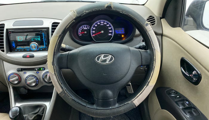 2013 Hyundai i10 MAGNA 1.2, Petrol, Manual, 73,535 km, Steering Wheel Close Up