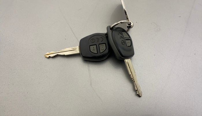 2015 Maruti Baleno DELTA PETROL 1.2, Petrol, Manual, 68,782 km, Key Close Up