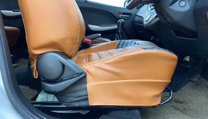 2015 Maruti Baleno DELTA PETROL 1.2, Petrol, Manual, 68,782 km, Driver Side Adjustment Panel