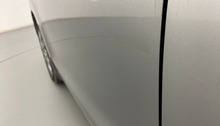 2018 Maruti Baleno ALPHA CVT PETROL 1.2, Petrol, Automatic, 82,740 km, Front passenger door - Slightly dented