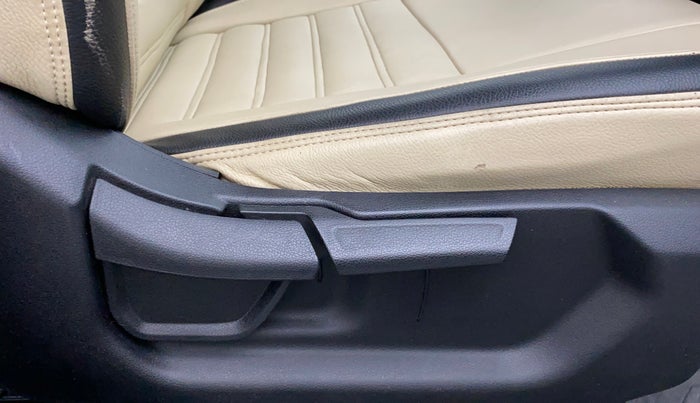2020 Hyundai Creta SX 1.5 PETROL, Petrol, Manual, 78,522 km, Driver Side Adjustment Panel