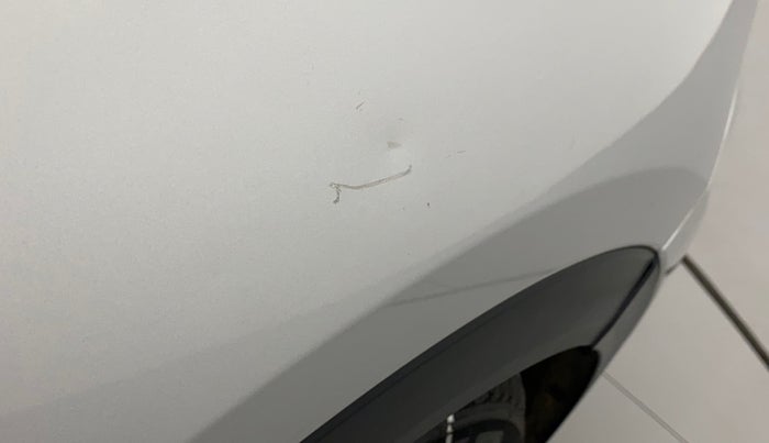 2018 Hyundai Creta SX AT 1.6 PETROL, Petrol, Automatic, 1,03,371 km, Right fender - Minor scratches