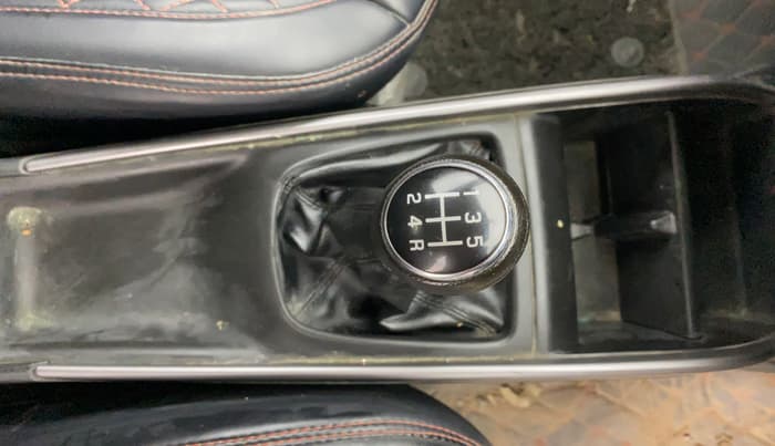 2021 Maruti Baleno ZETA PETROL 1.2, CNG, Manual, 47,170 km, Gear Lever