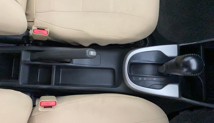 2017 Honda Jazz 1.2L I-VTEC V AT, Petrol, Automatic, 51,476 km, Gear Lever