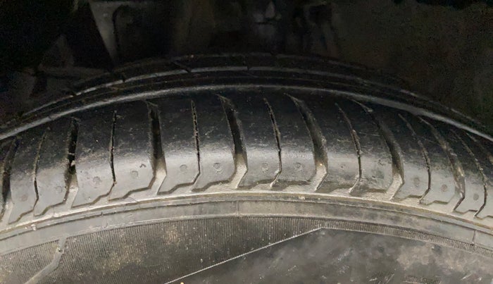 2017 Honda Jazz 1.2L I-VTEC V AT, Petrol, Automatic, 51,476 km, Left Front Tyre Tread