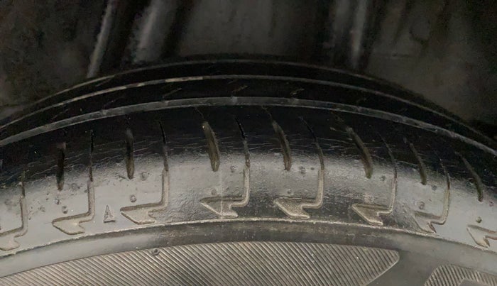 2017 Honda Jazz 1.2L I-VTEC V AT, Petrol, Automatic, 51,476 km, Left Rear Tyre Tread