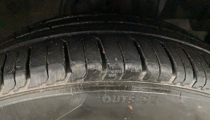 2017 Honda Jazz 1.2L I-VTEC V AT, Petrol, Automatic, 51,476 km, Right Front Tyre Tread