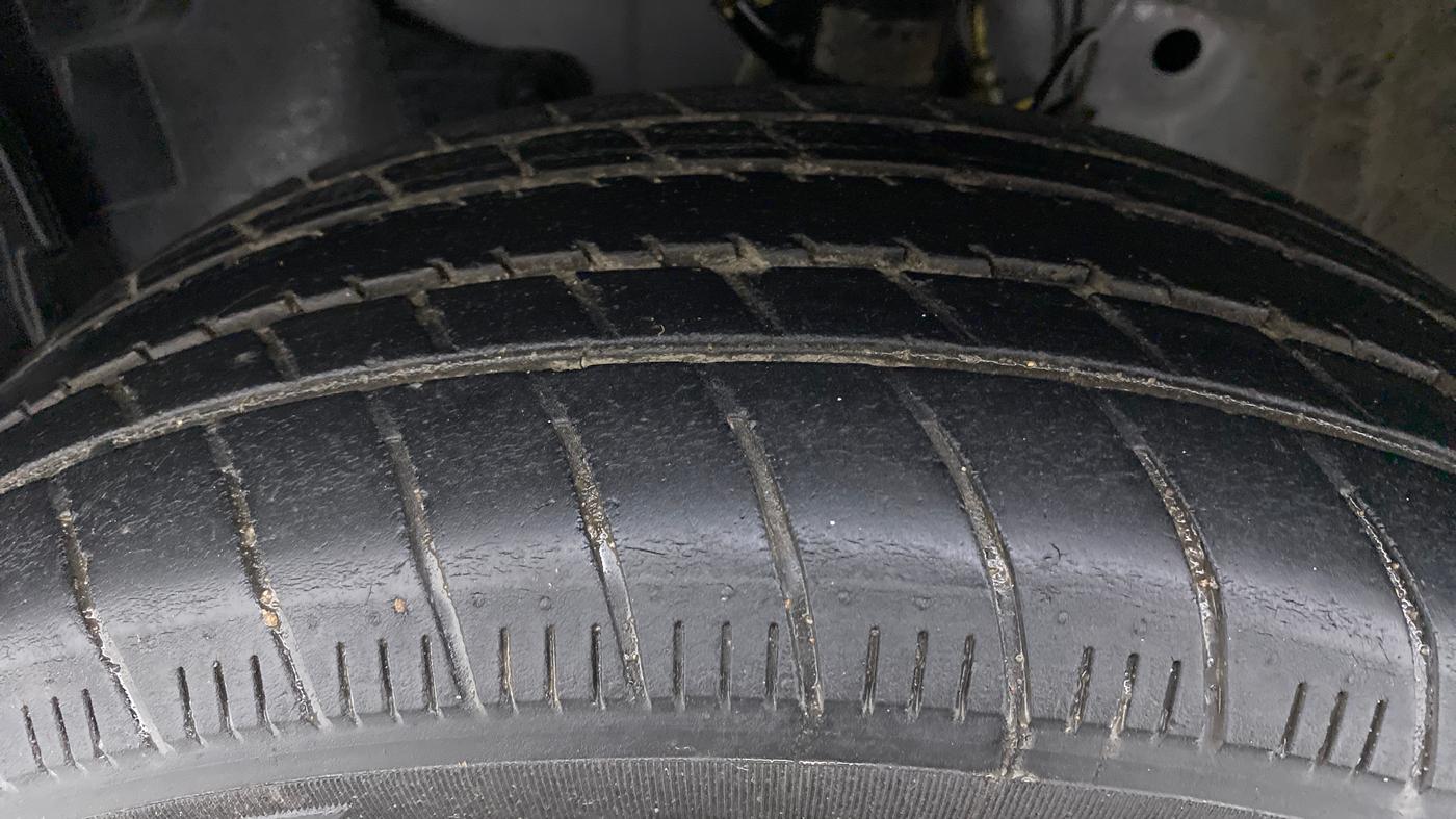 2018 Honda Amaze 1.2L I-VTEC S, Petrol, Manual, 41,319 km, Left Front Tyre Tread