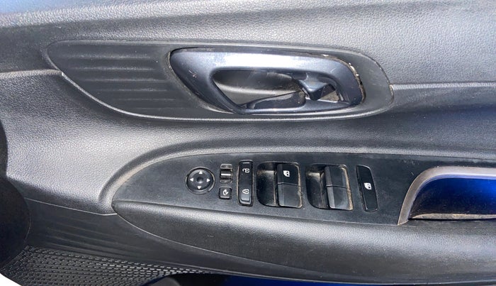 2021 Hyundai NEW I20 ASTA 1.0 TURBO DCT DUAL TONE, Petrol, Automatic, 45,985 km, Driver Side Door Panels Control