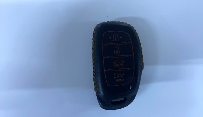 2021 Hyundai NEW I20 ASTA 1.0 TURBO DCT DUAL TONE, Petrol, Automatic, 45,985 km, Key Close Up