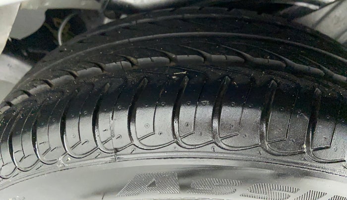 2013 Honda Amaze 1.5 EMT I DTEC, Diesel, Manual, Left Rear Tyre Tread