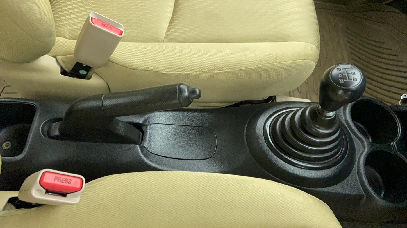 2013 Honda Amaze 1.5 EMT I DTEC, Diesel, Manual, Gear Lever