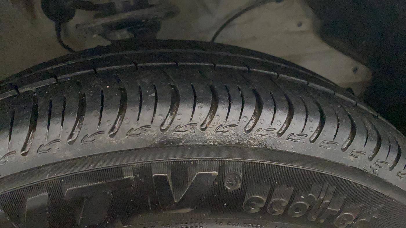 2025 Maruti S PRESSO VXI S-CNG, CNG, Manual, 17,580 km, Right Front Tyre Tread