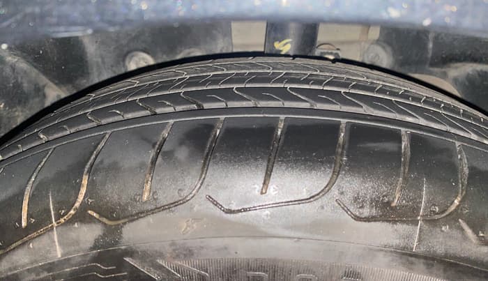 2014 Ford Ecosport TITANIUM 1.5L PETROL AT, Petrol, Automatic, 74,697 km, Left Front Tyre Tread