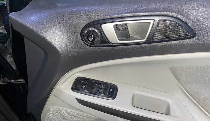 2014 Ford Ecosport TITANIUM 1.5L PETROL AT, Petrol, Automatic, 74,697 km, Driver Side Door Panels Control