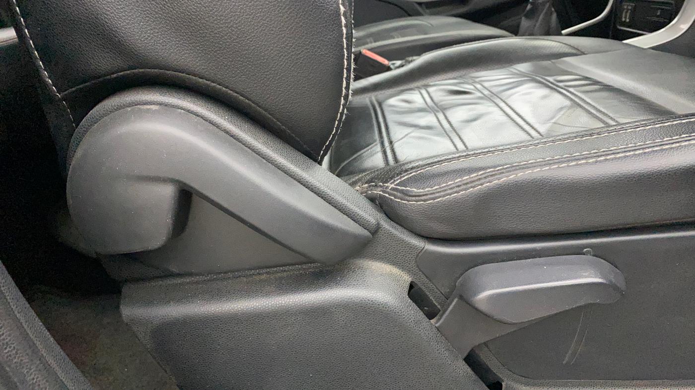 2018 Ford Ecosport TITANIUM + 1.5L PETROL, Petrol, Manual, 67,058 km, Driver Side Adjustment Panel