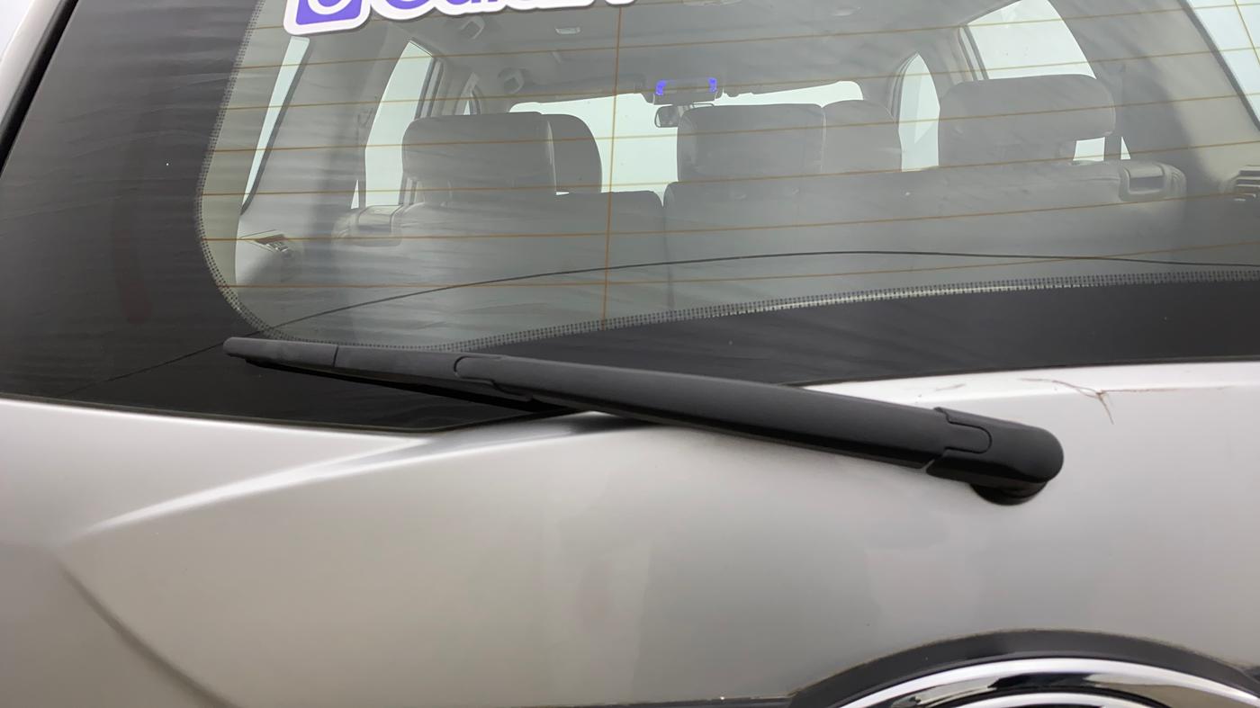 2016 Mahindra XUV500 W10 1.99, Diesel, Manual, 53,829 km, Rear Wiper