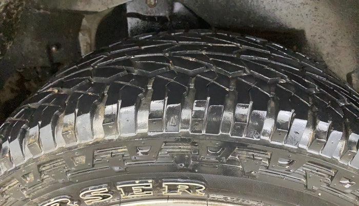 2016 Mahindra XUV500 W10 1.99, Diesel, Manual, 53,060 km, Right Rear Tyre Tread